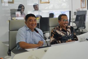 Bupati Garut, Abdusy Syakur Amin, mengikuti kegiatan Rapat Koordinasi Pembahasan Sistem Penerimaan Murid Baru (SPMB) yang dilaksanakan di Command Centre Garut, Kecamatan Garut Kota, Kabupaten Garut, Jum'at (11/7/2025)